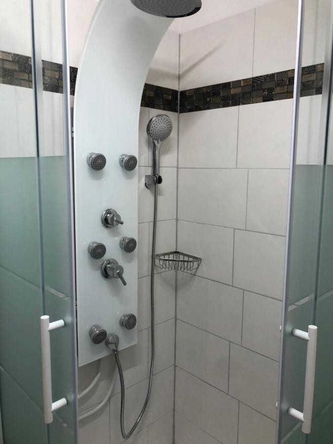 Fai'S Guesthouse Widnau Kültér fotó